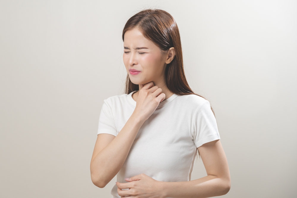 8 Signs to See a Chronic Sore Throat Specialist in Northern Virginia